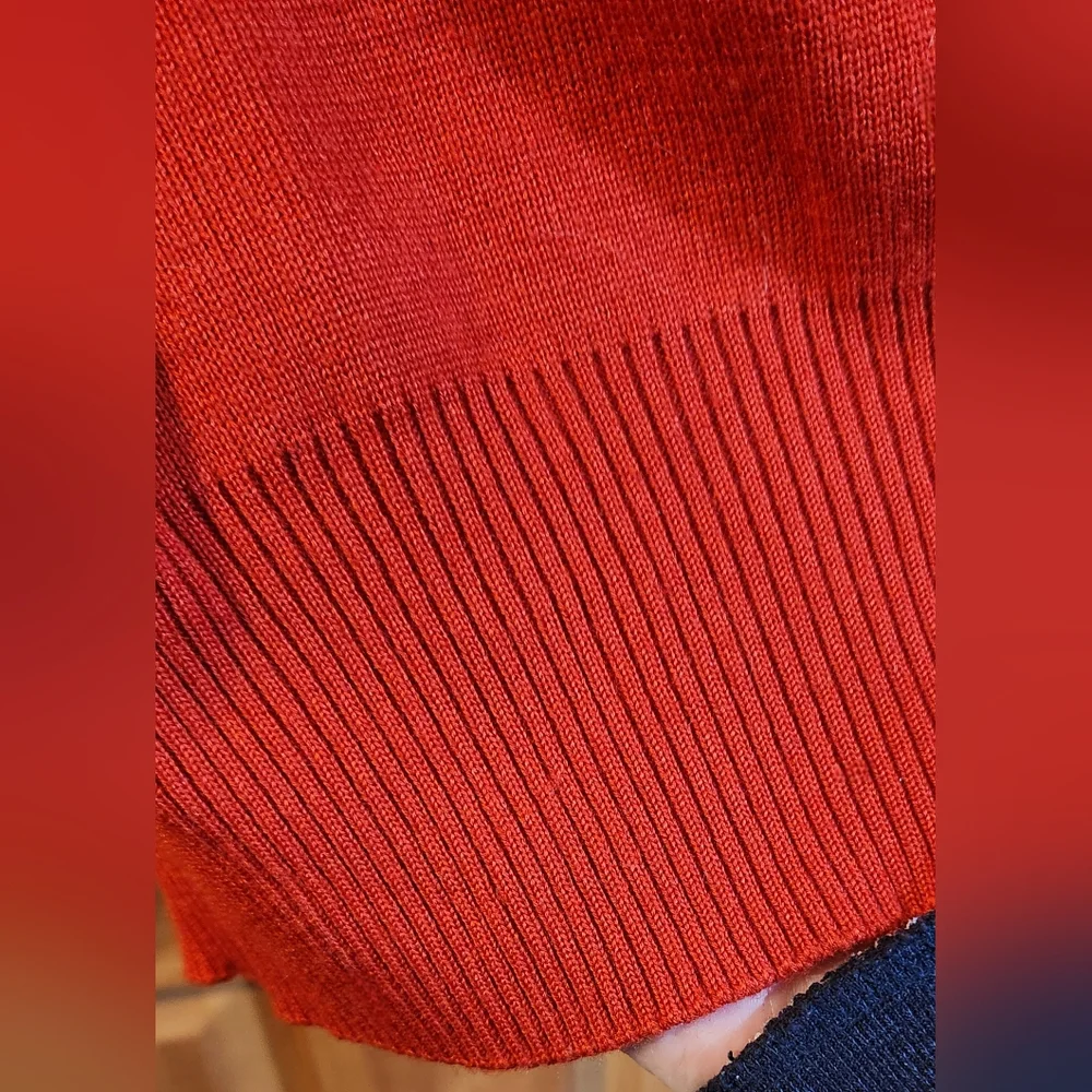 Obermeyer vintage ski sweater red women’s size M mock neck 1/4 zip - Picture 10 of 10